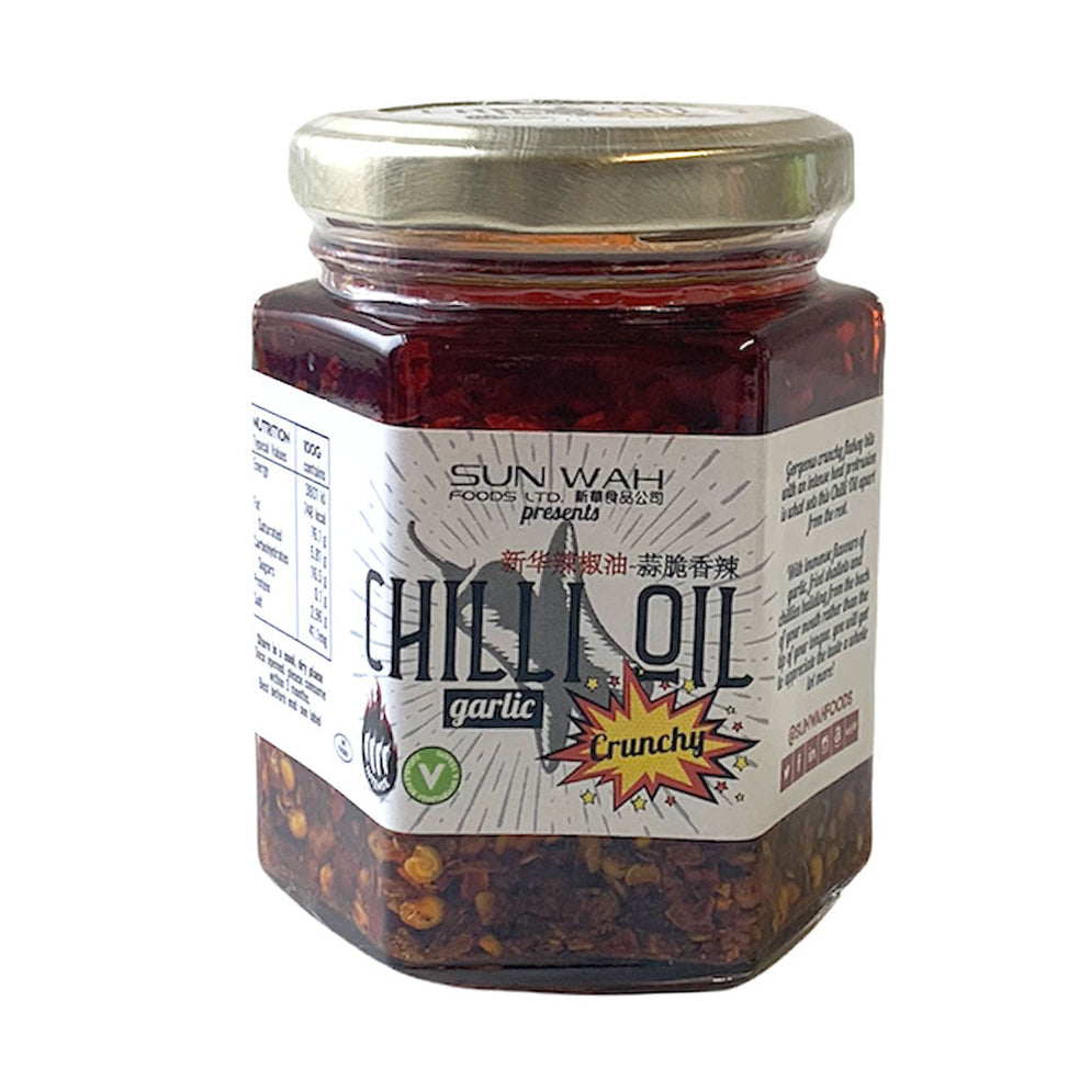 Sun Wah Chilli Oil Crunchy Garlic 170g — Tradewinds Oriental Shop